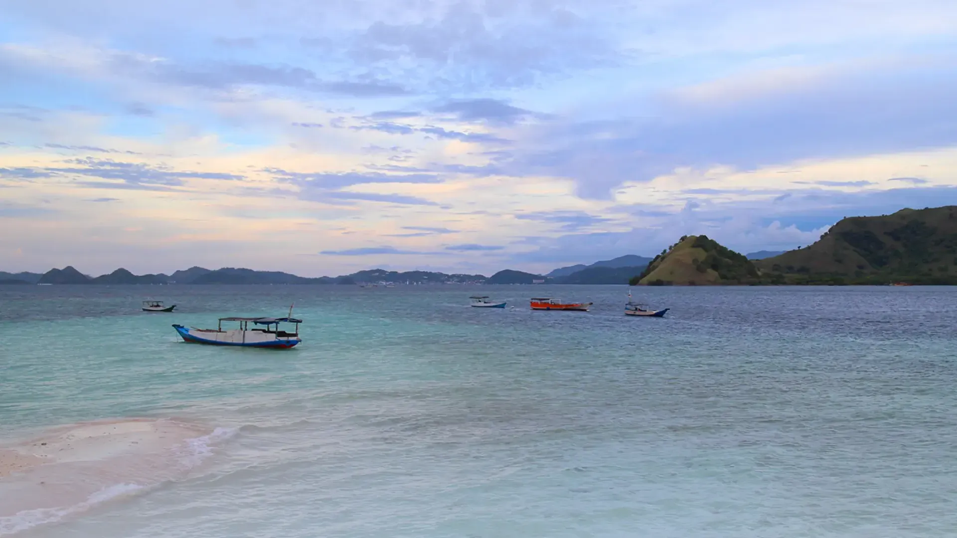 Island Meeting Offer - Crowne Plaza Labuan Bajo