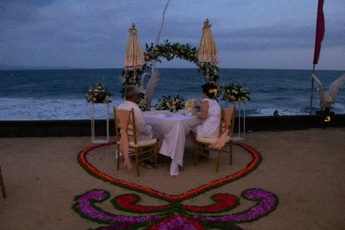 romantic-dinner