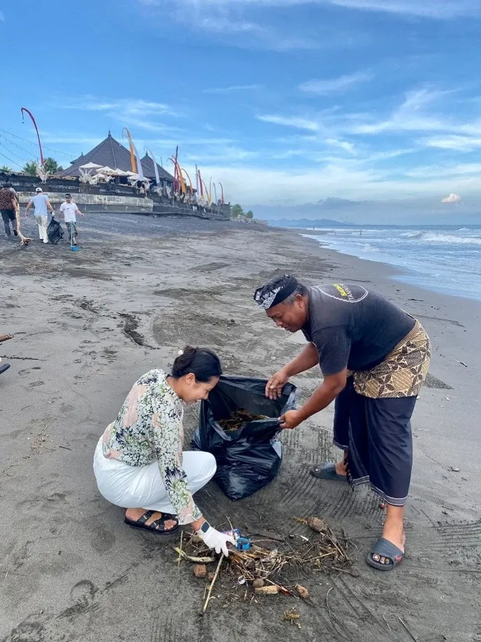 Beach Cleanup