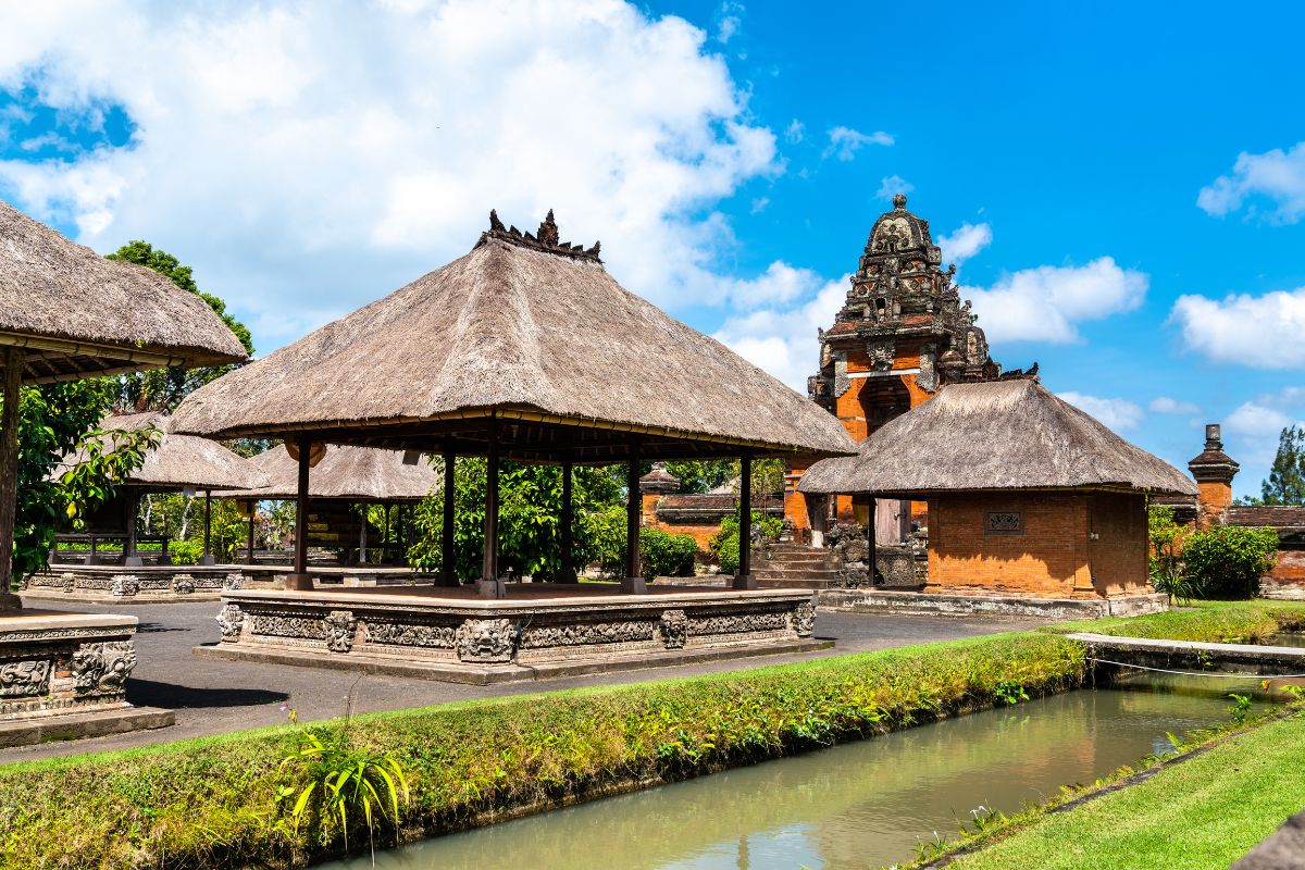 explore royal water temple