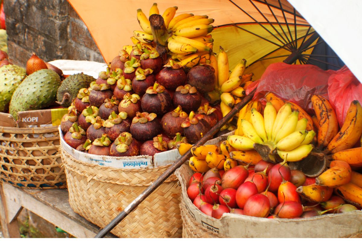 fruit market indonesia