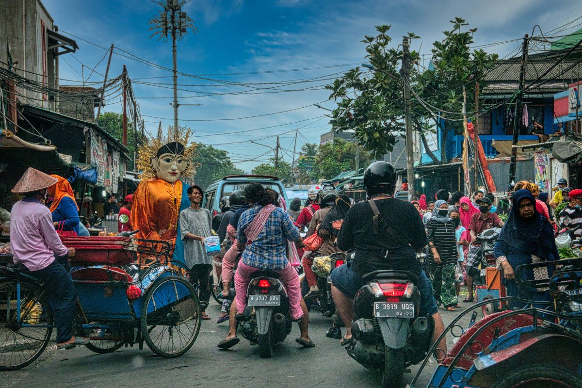 motorbike street in indonesia