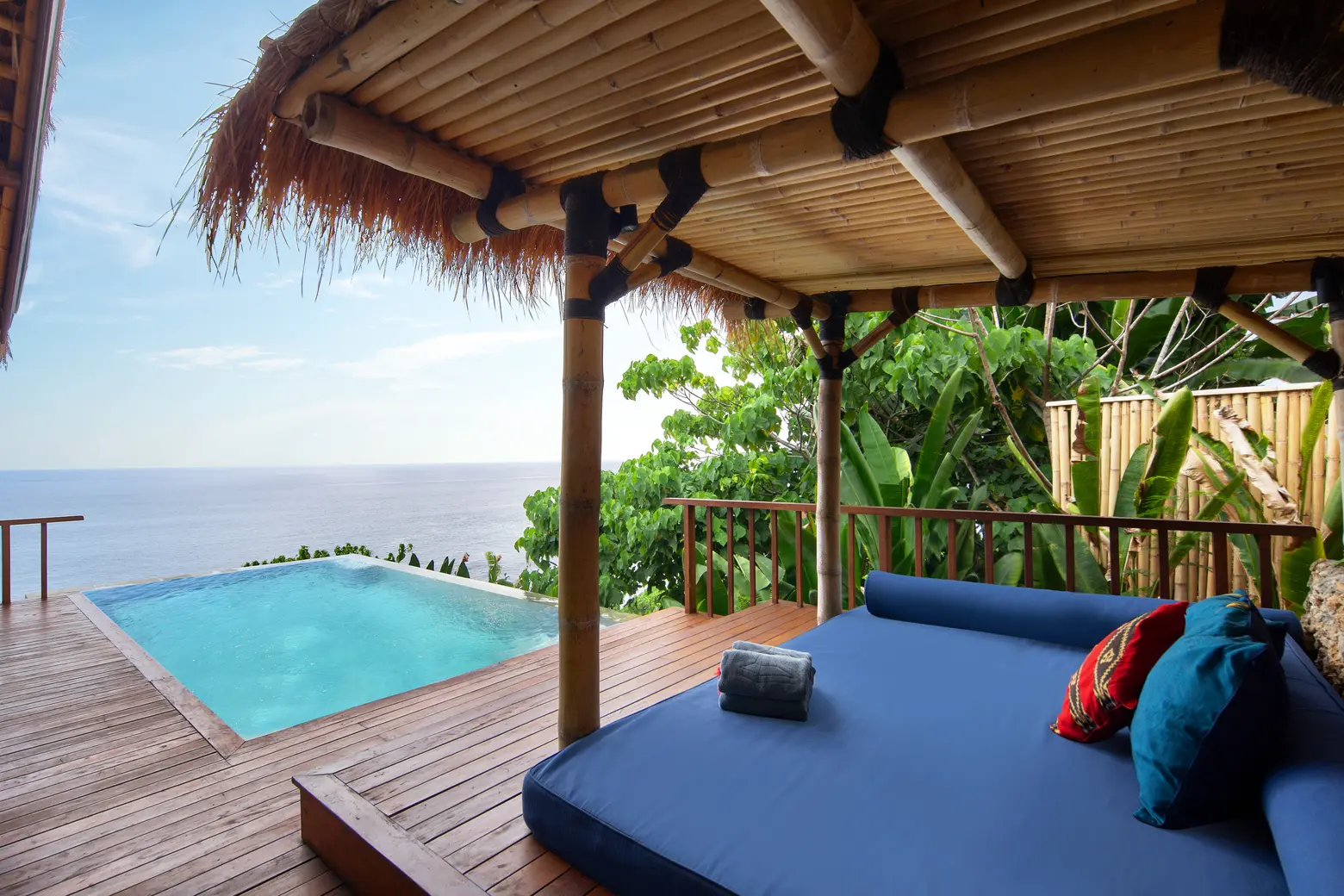 Hanging One bedroom Pool Villa Ocean View