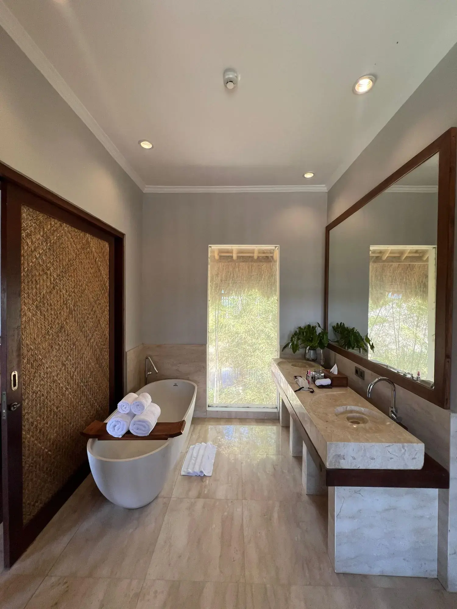Suite Room with Pool Access