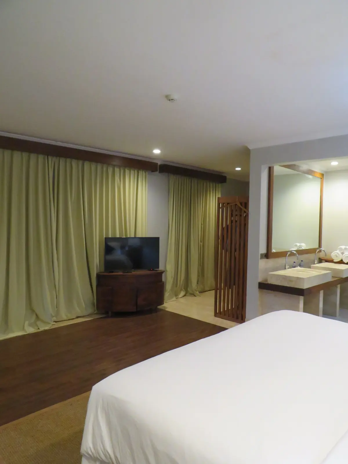Deluxe Room Ocean View
