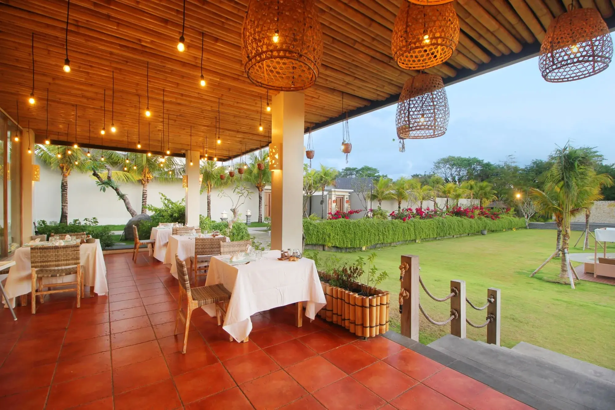 dining-area-gallery-9